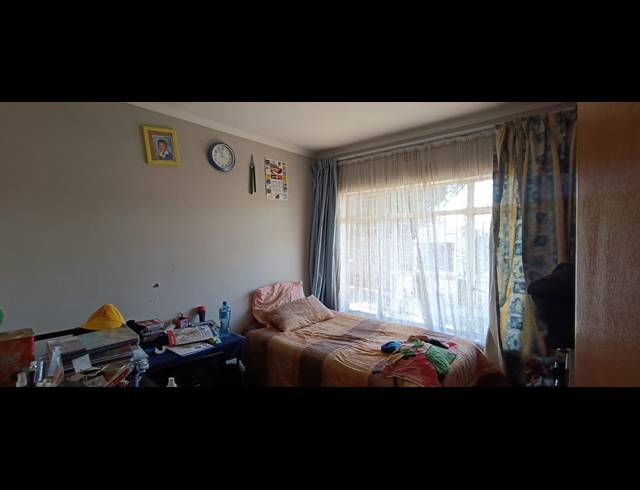 3 BEDROOM HOUSE FOR SALE IN VANDERBIJLPARK CE 5